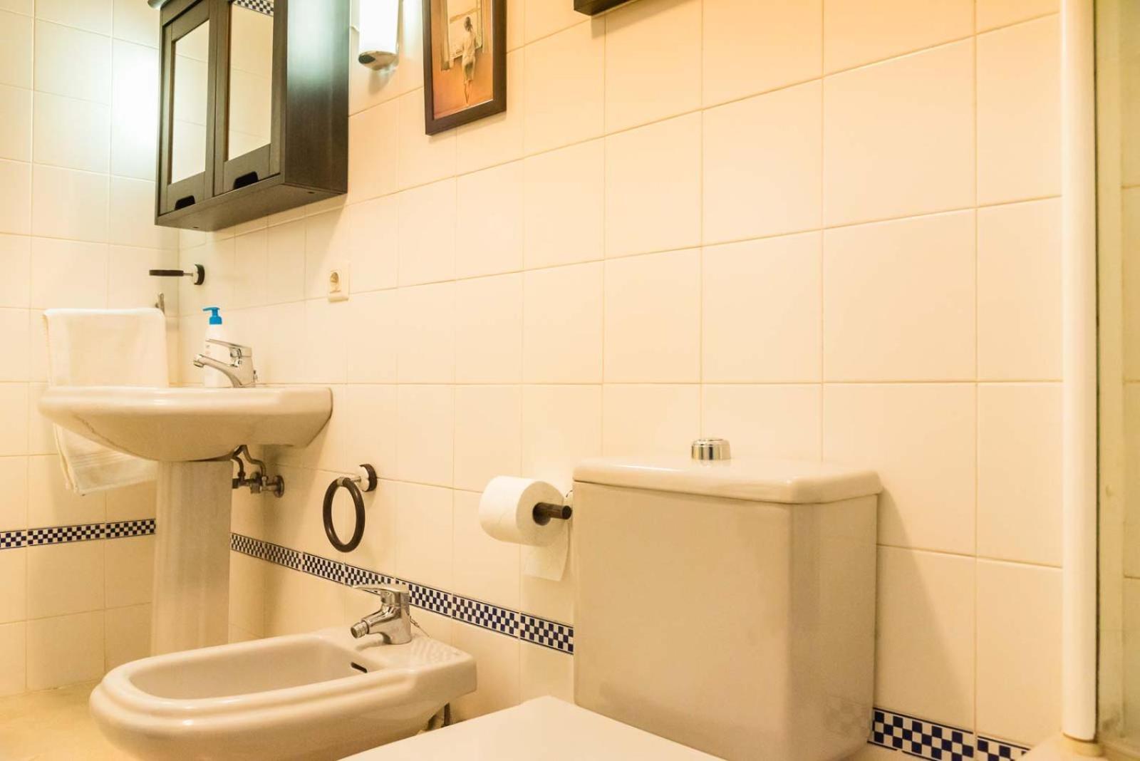 Apartamento Lirio Donkey เซบีญา ภายนอก รูปภาพ
